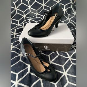 Giani Bernini high heals